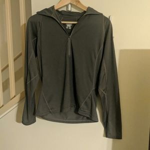 Columbia Omni-Shade Grey Long Sleeve Pullover Sz S